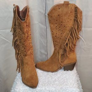*NEW* Southern Fried Chicks brown micro-suede boots Size 6
